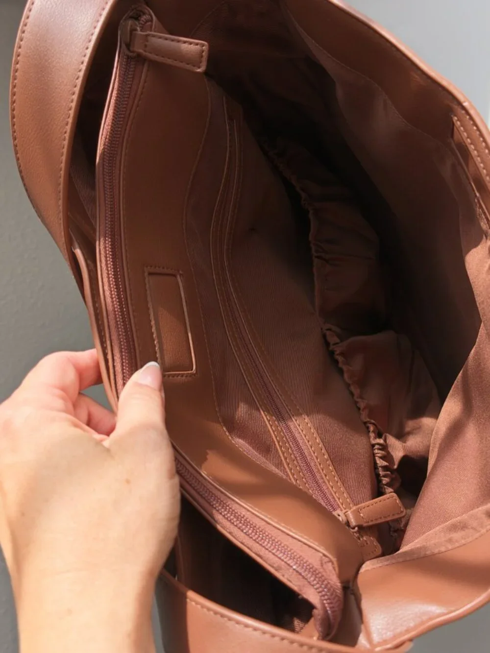 BEIS Essential Tote in Maple - Vegan Leather, New Without Tags